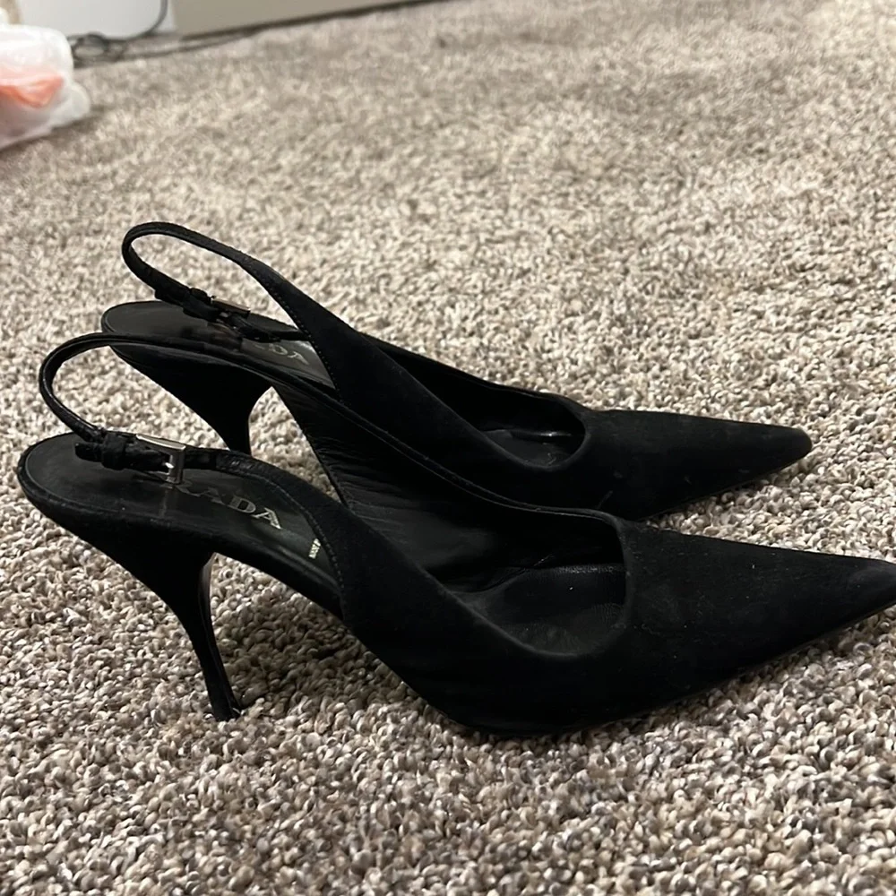 Prada black suede heels - Picture 3 of 8